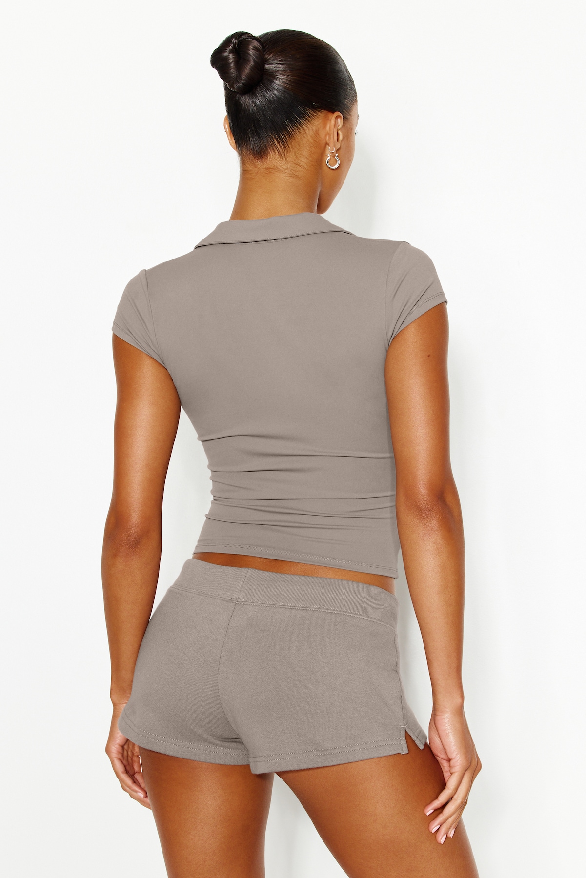 Sleek Short Sleeve Polo Top - Image 4
