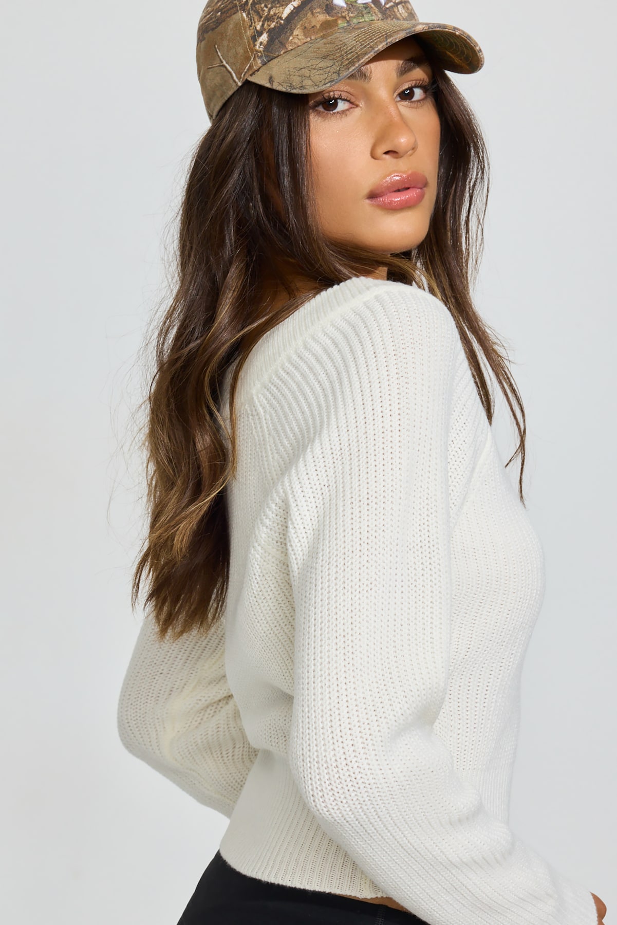 Rylie Supersoft V-Neck Top - Image 2