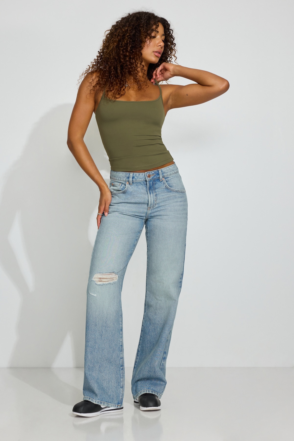 '90s Straight Jeans