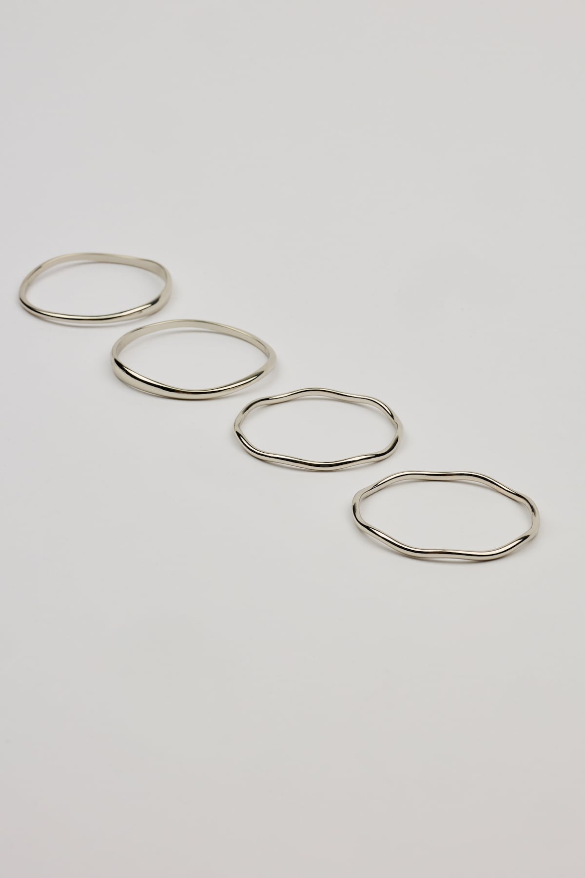 Set of 4 Wavy Bangles - Image 3