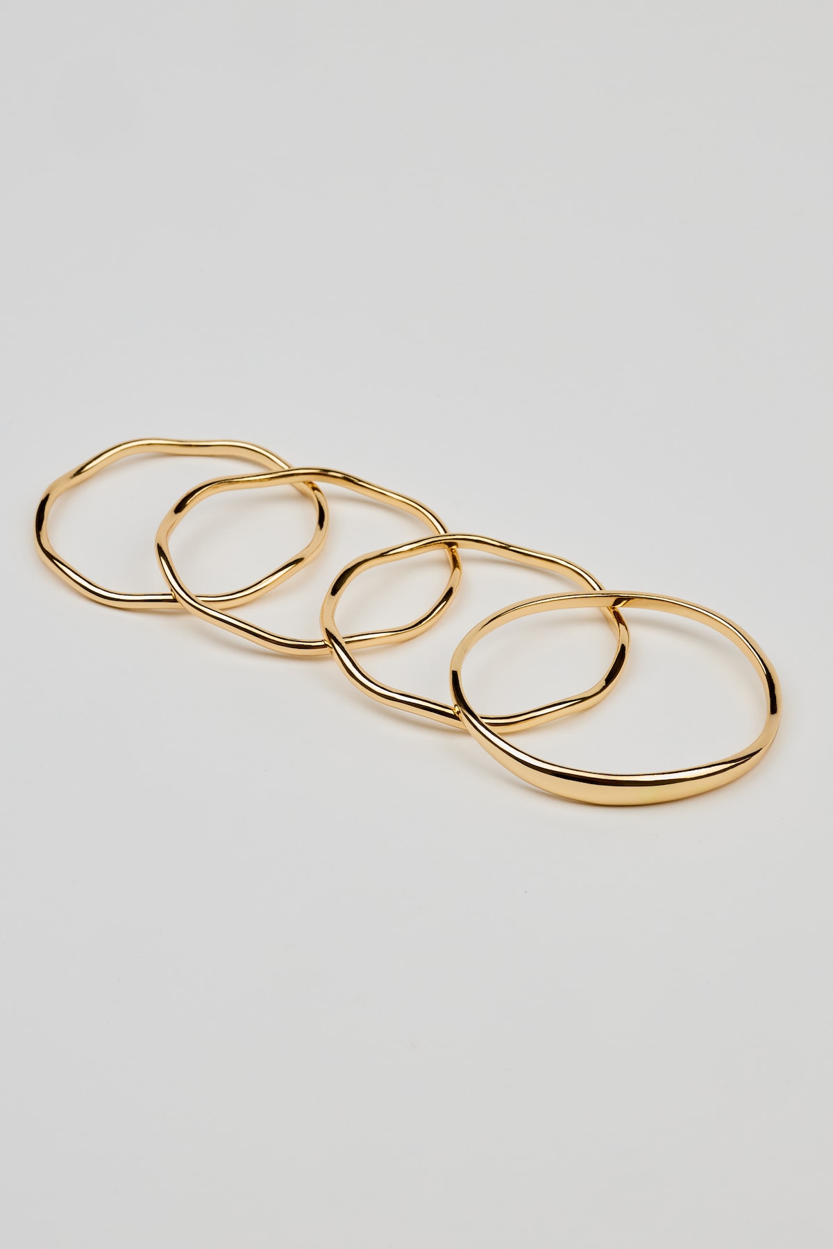 Set of 4 Wavy Bangles - Image 2