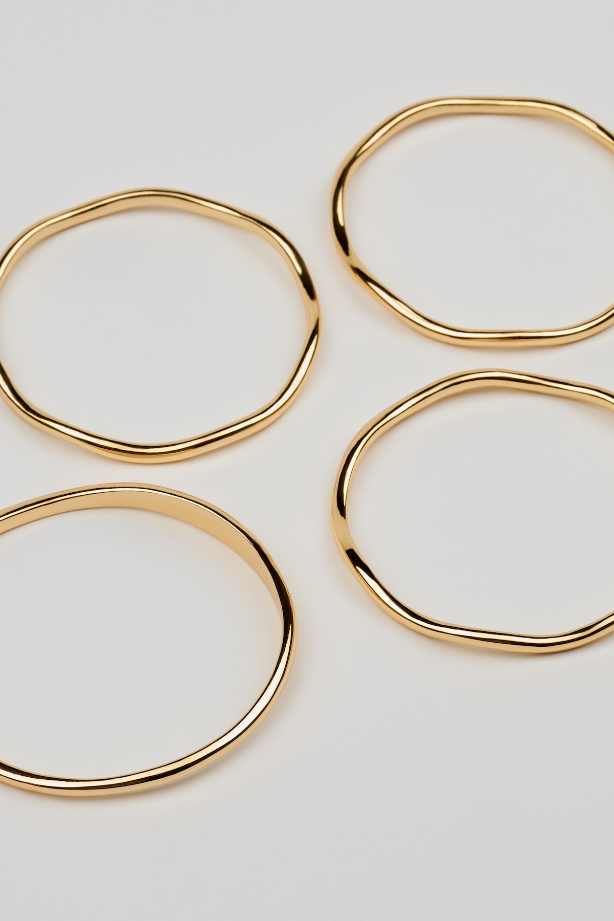 Set of 4 Wavy Bangles - Image 3