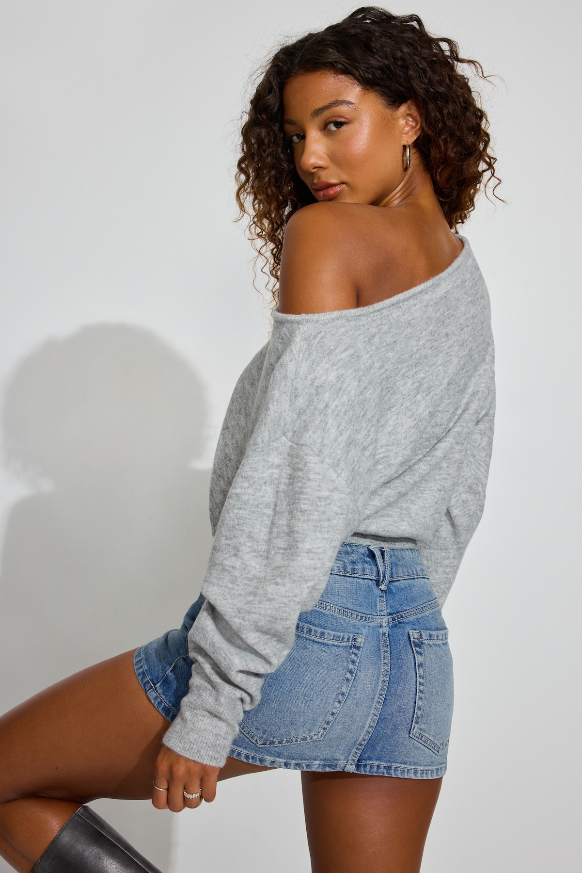 Rory Relaxed Off Shoulder Sweater - Image 4