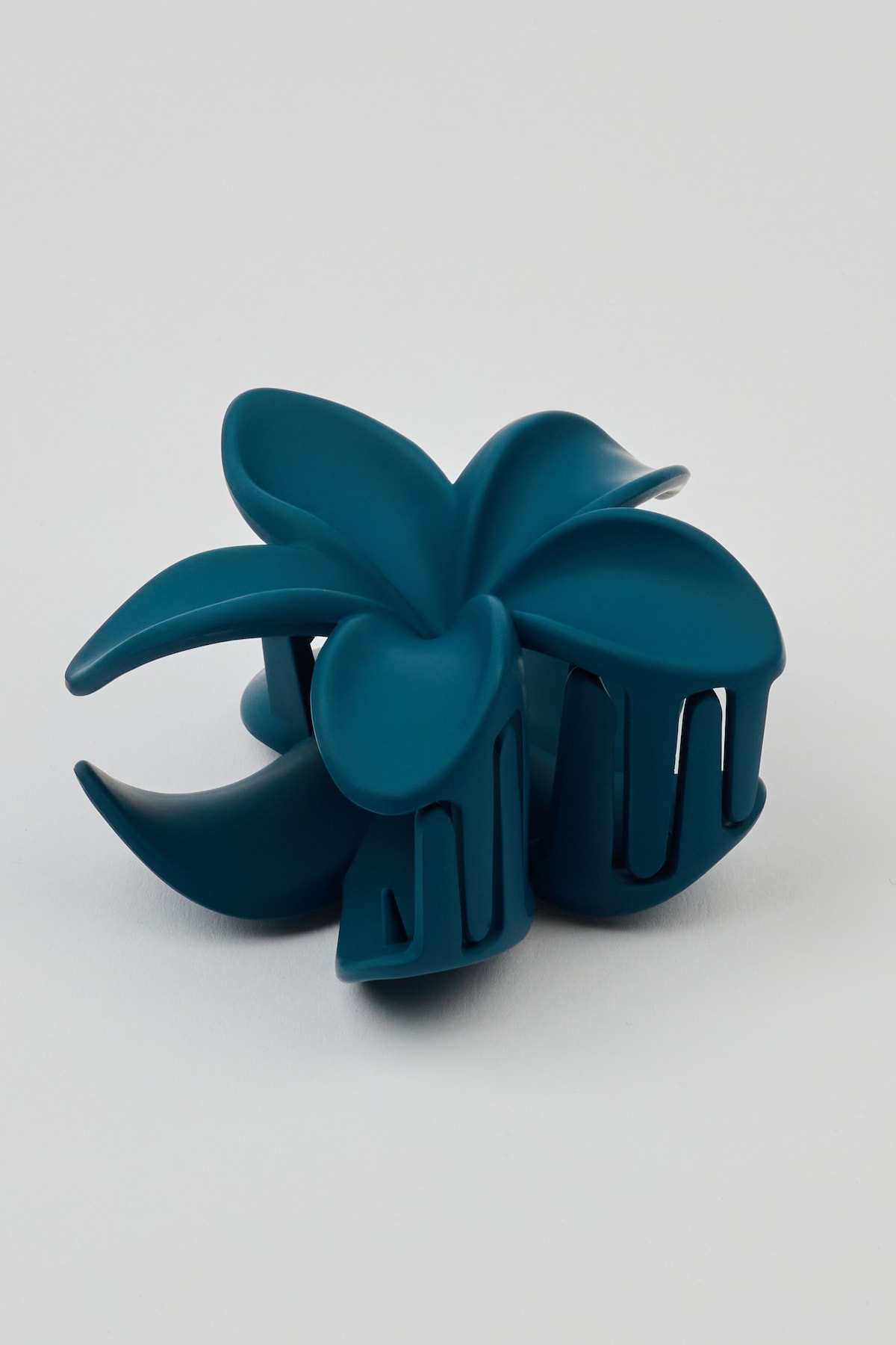 Matte Flower Hair Claw - Image 2