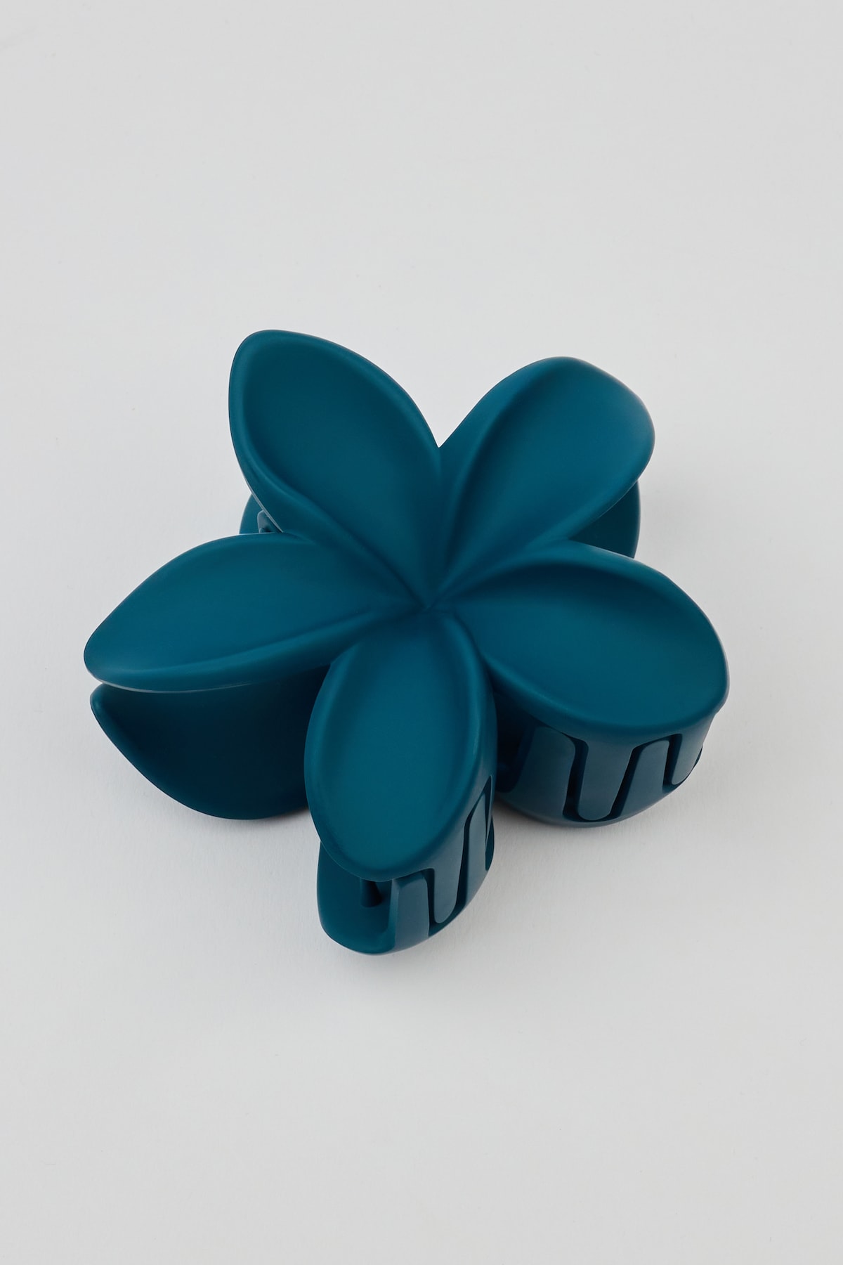 Matte Flower Hair Claw - Image 4