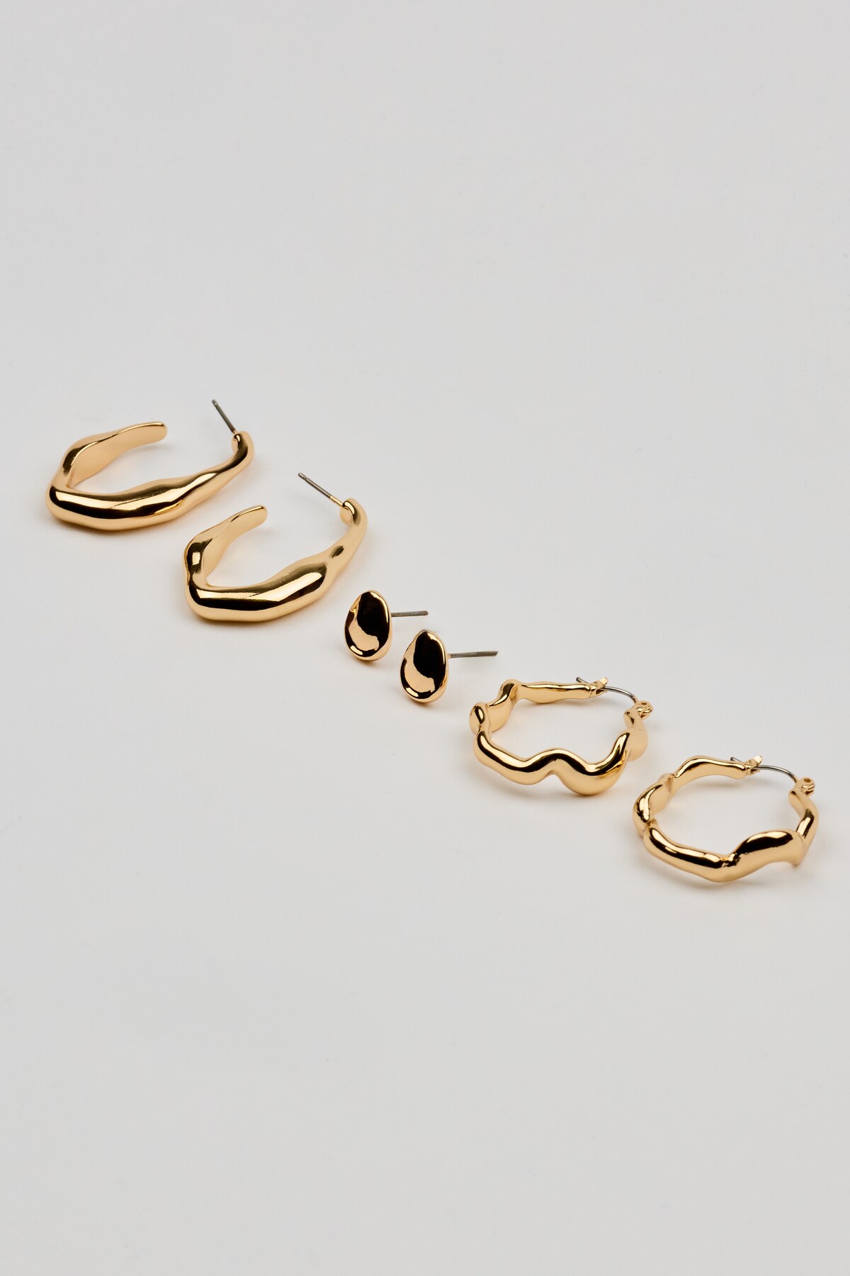 Alternative view of 3 Pack of Wavy Studs and Hoop Earrings