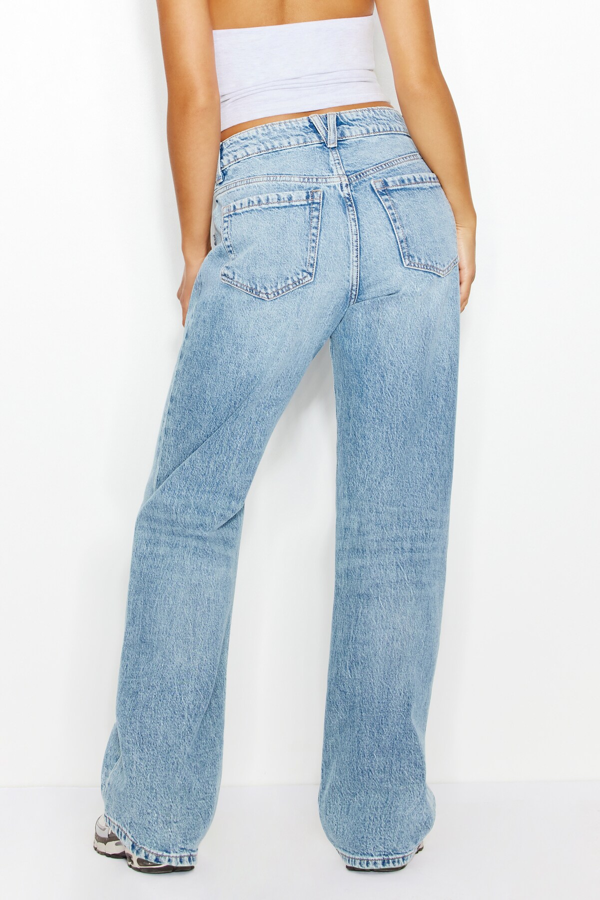 '90s Straight Jeans - Image 3