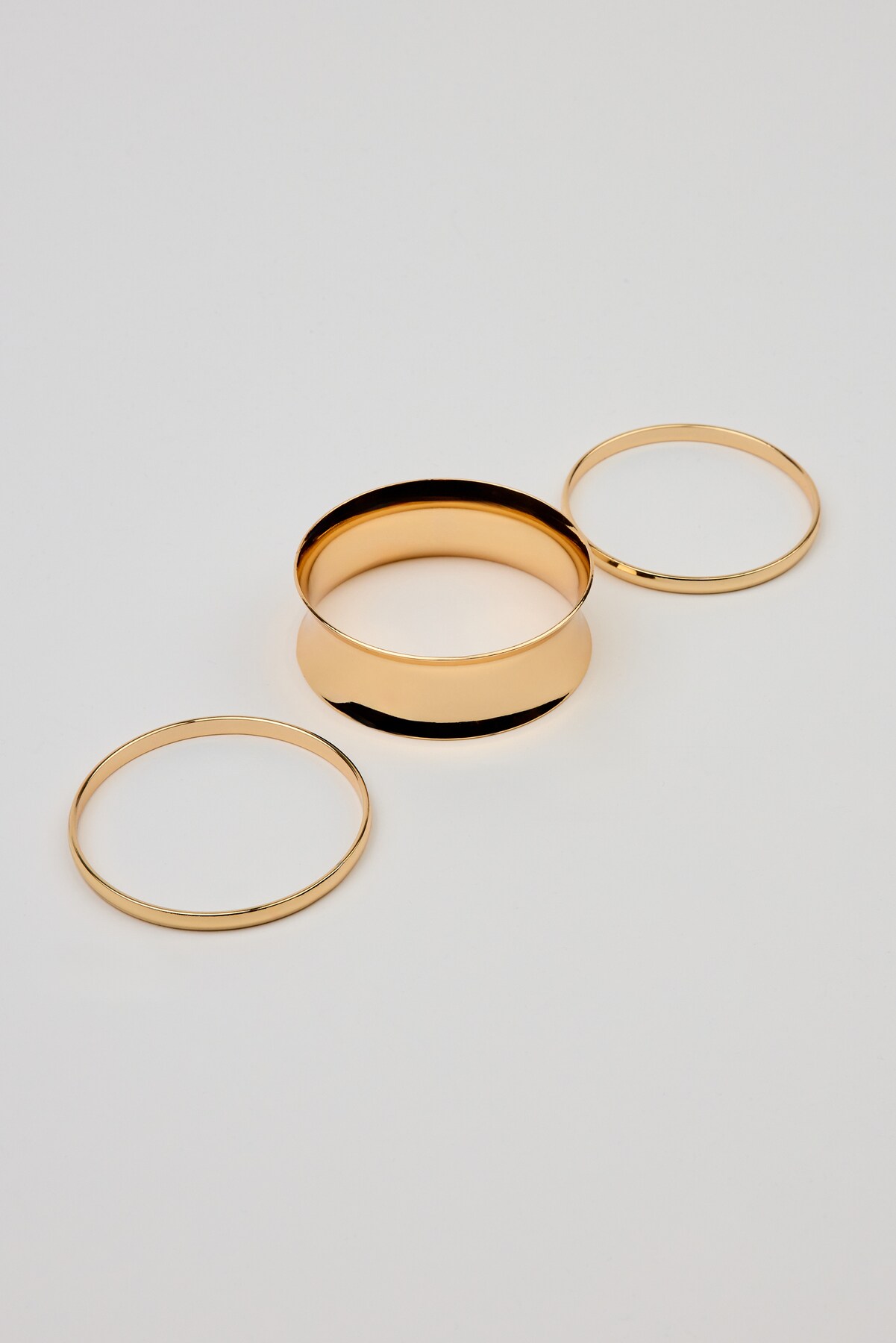 Set of 3 Convex & Wave Bangles - Image 3