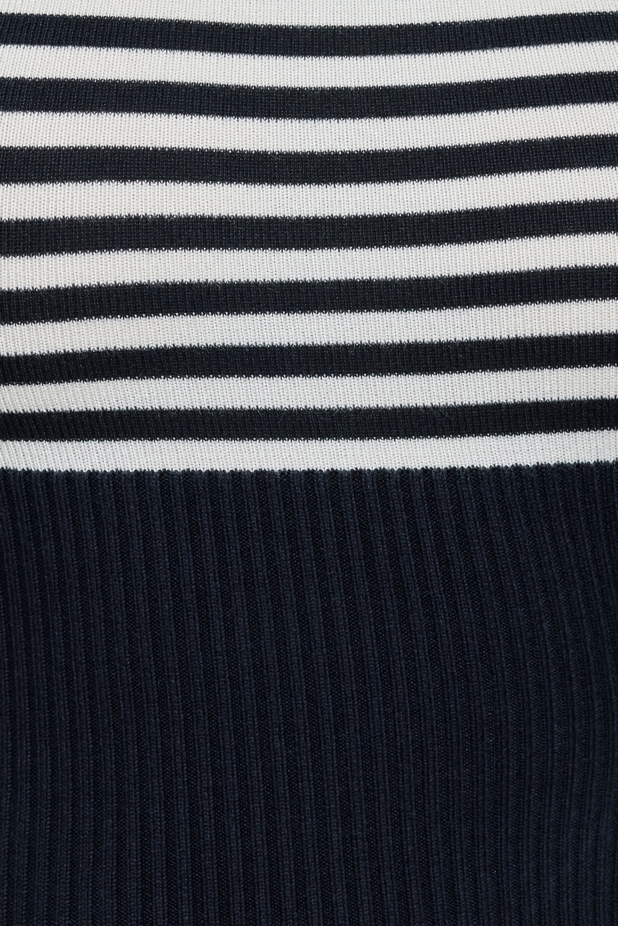 Short Sleeve Boat Neck Top - Image 4