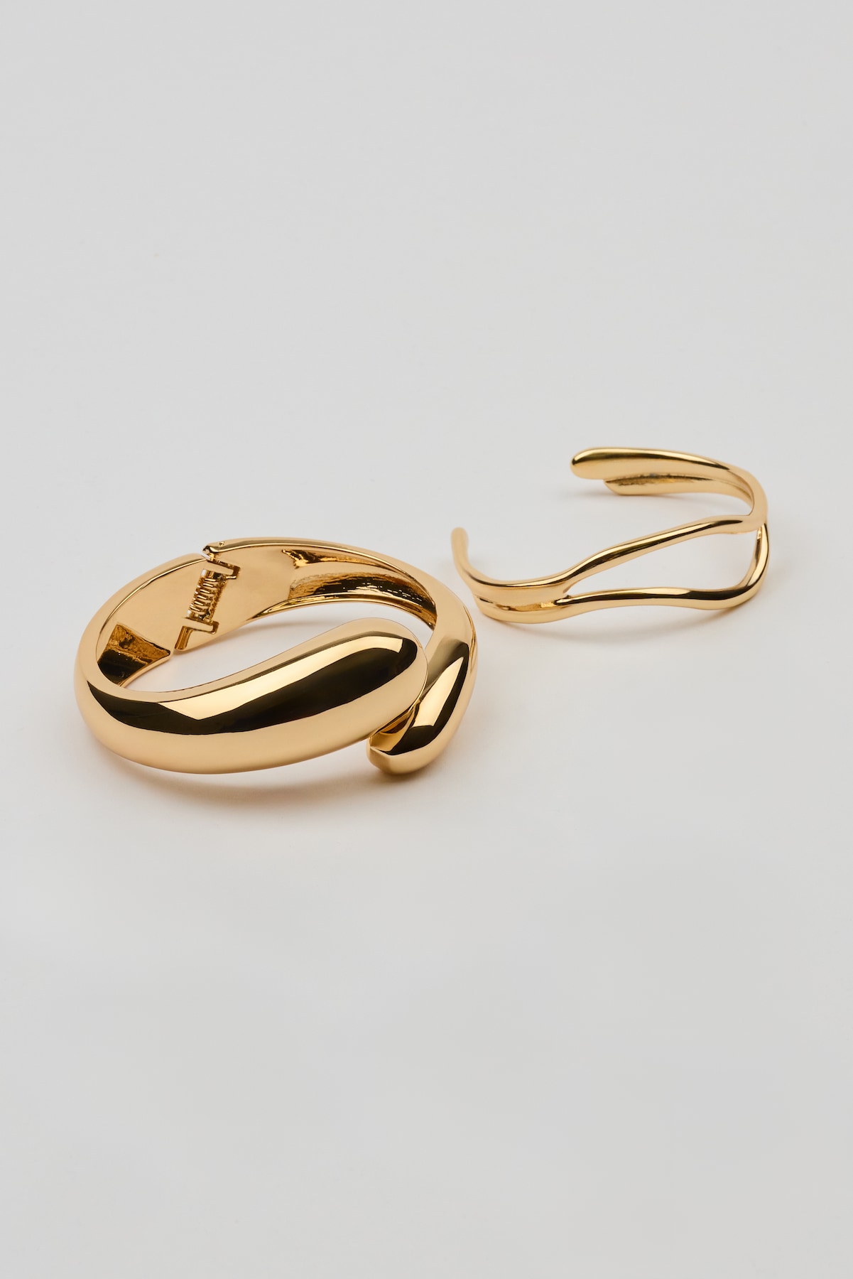 Alternative view of 2 Pack Wave Cuffs